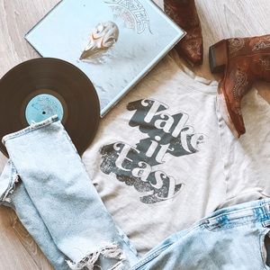 Oversized fit with longer short sleeves.